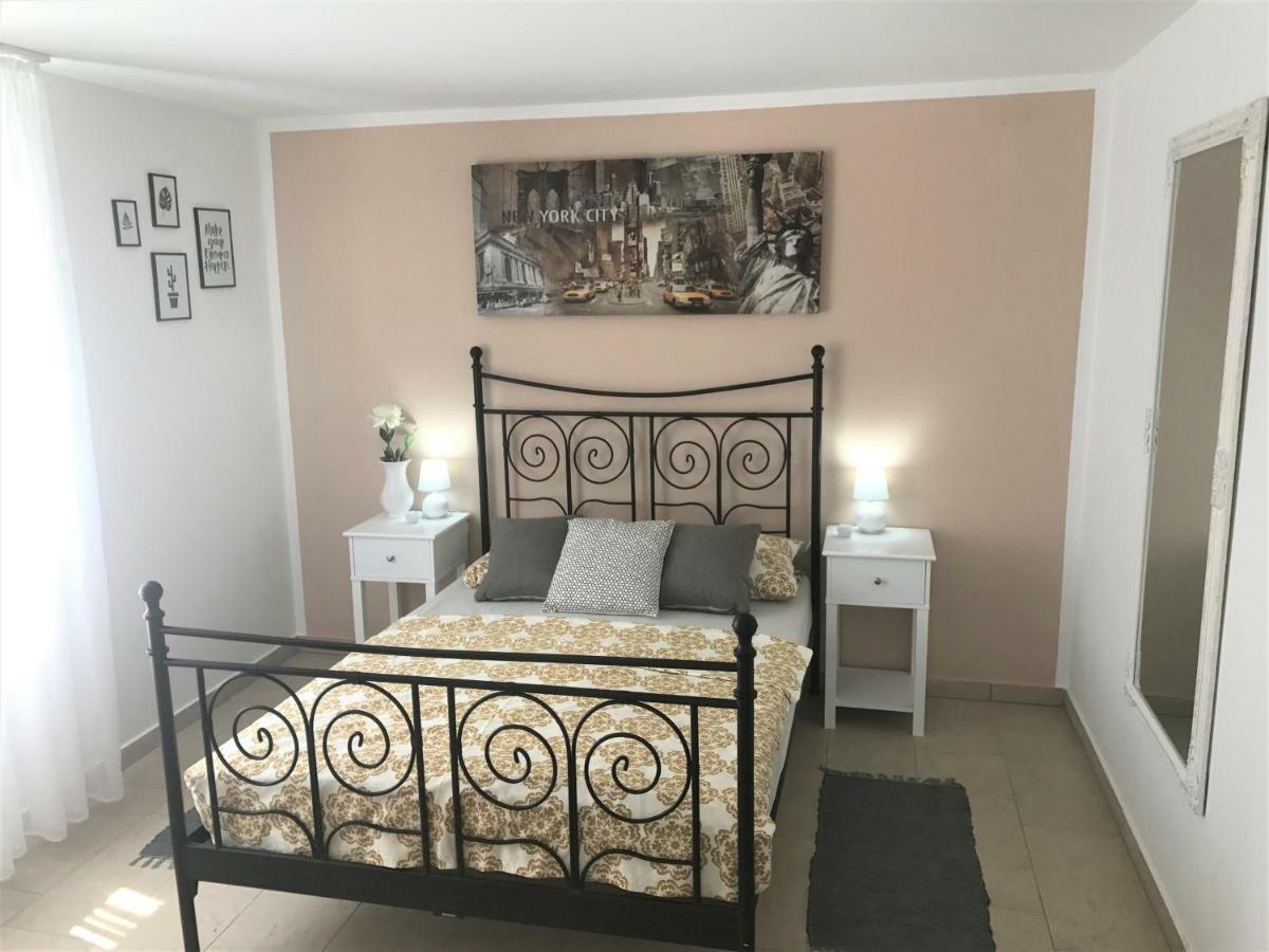 Apartmani Fortuna Lumbarda Exterior foto